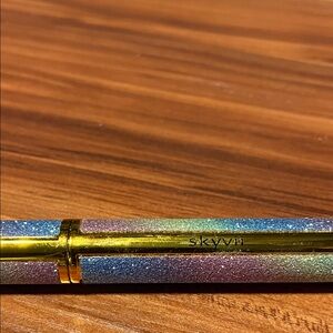 Skyvii Glitter Pen mascara